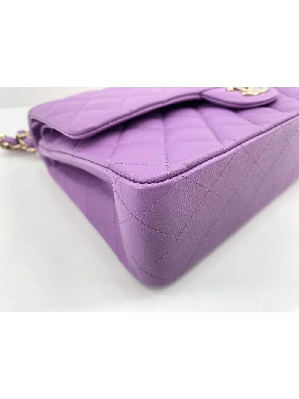 Chanel Shoulder Bag Quilted 25